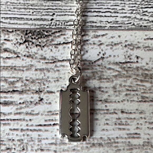 Dainty, Faux Razor Blade, Charm & Linked Chain - Picture 3 of 8